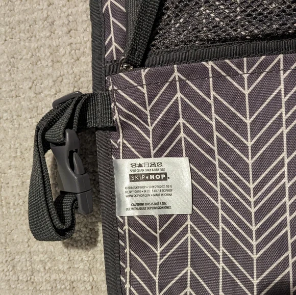 Skip Hop Portable Changing Pad - Picture 4 of 4